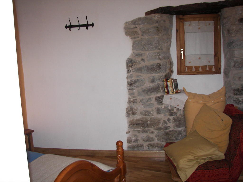 Antigua Casa Catones Hotel Huesca Bilik gambar