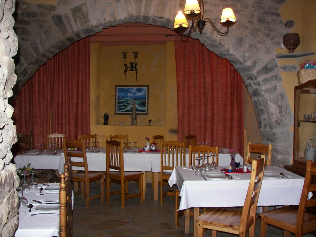 Antigua Casa Catones Hotel Huesca Luaran gambar